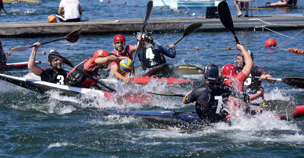 Liga Nacional de kaiak-polo no Pontillón do Castro