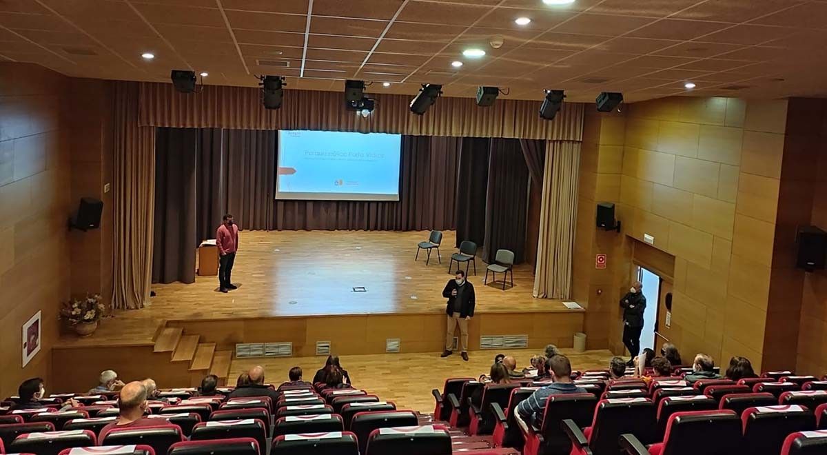 Asamblea vecinal por los parques eólicos