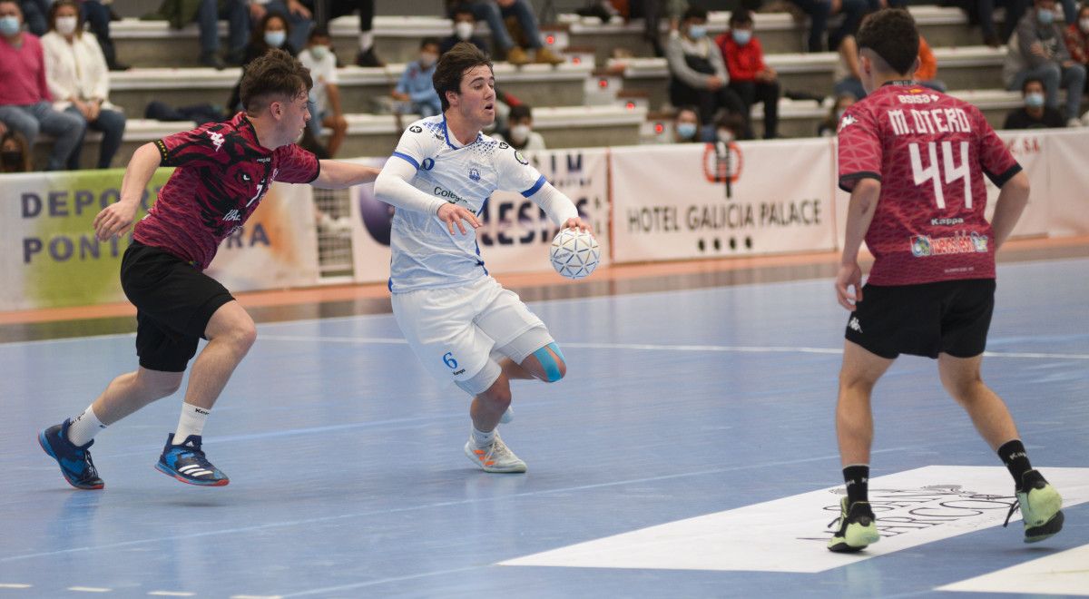 Partido do Nacional Xuvenil entre o Cisne e o Ademar León
