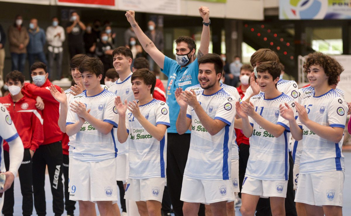 Partido del Nacional Juvenil entre el Cisne y el Ademar León