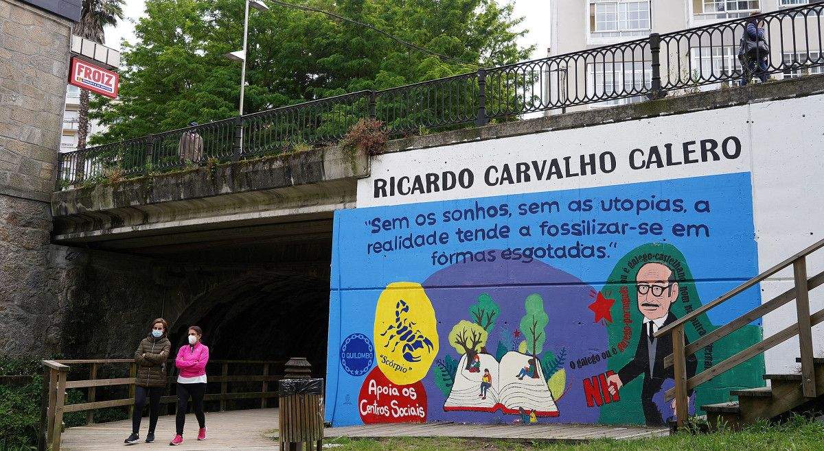 Mural del Carvalho Calero no paseo dos Gafos