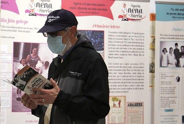 Inauguración da exposición 'Aquela Nena de Sarria' sobre Xela Arias en Vilagarcía