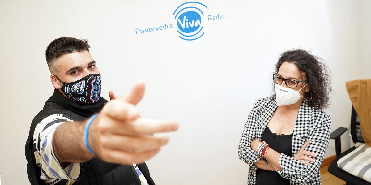 Alexandre González, artísticamente Alenxandre, no 'Cara a cara' de PontevedraViva Radio