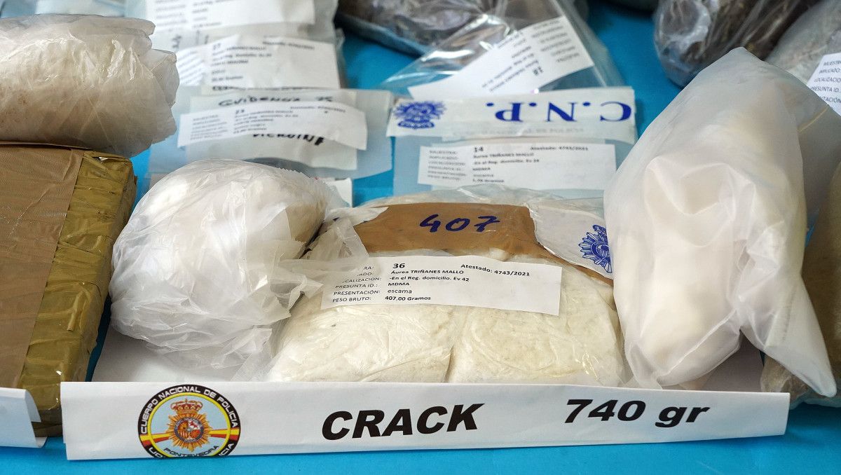 Material confiscado en la "Operación Aceifa"