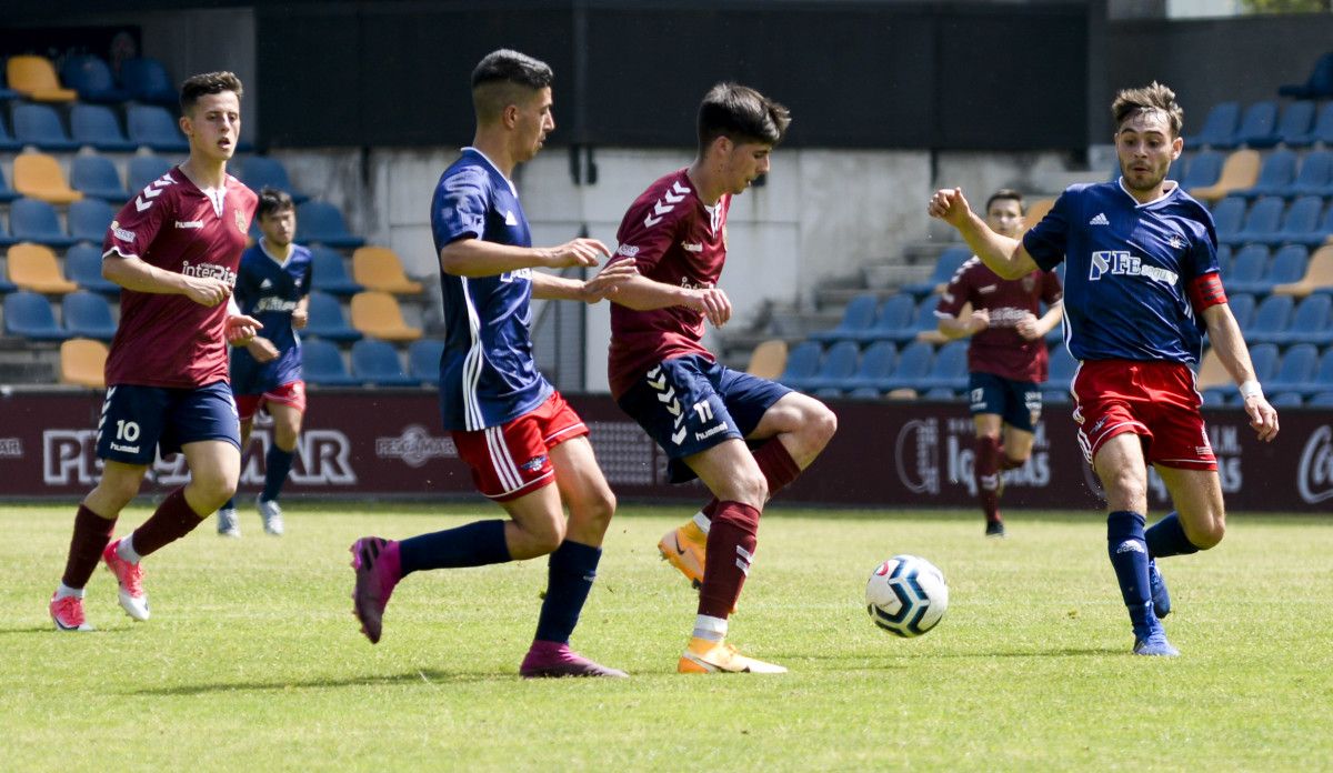 Partido de la Liga Nacional Juvenil entre Pontevedra y Alondras en Pasarón