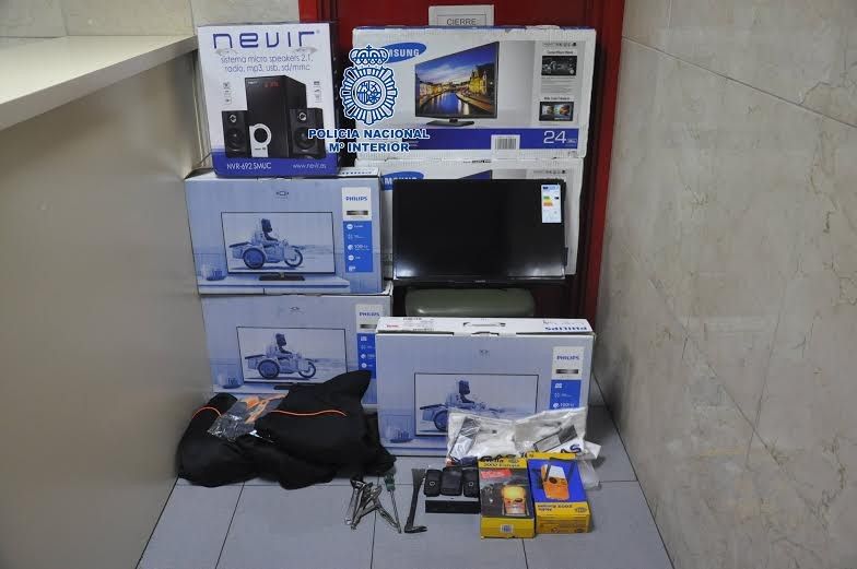 Objetos sustraídos y recuperados por los agentes de la Policía Nacional