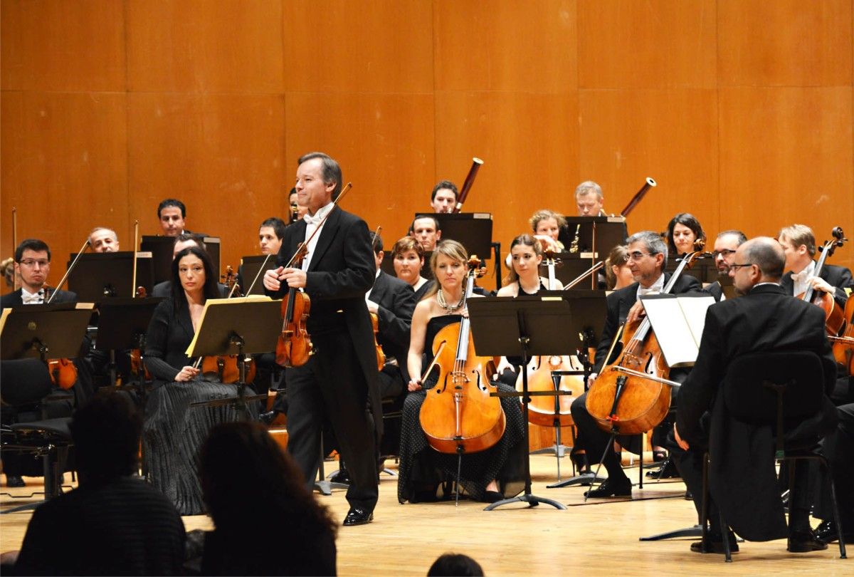 Actuación de la Real Filharmonía de Galicia y el director James Dahlgrem