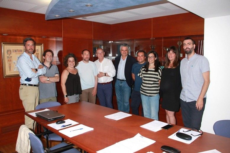 Equipo directivo del Coatpo con los presidentes entrante y saliente
