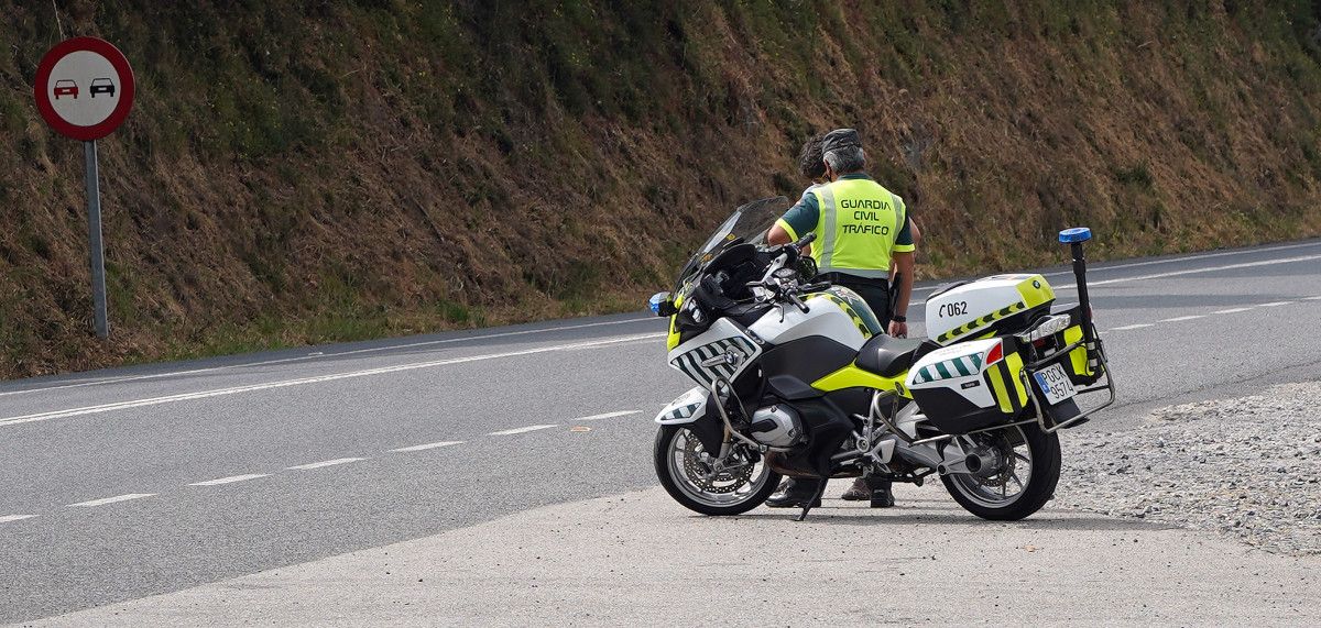 Guardia civil de tráfico