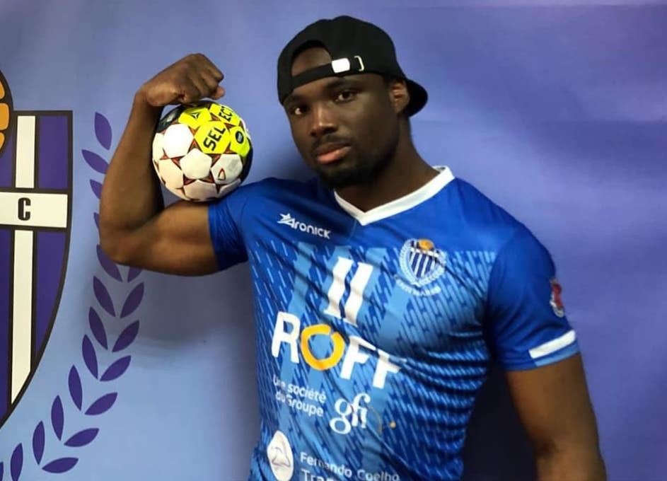 Daniel Neves, na súa presentación como xogador do Boa Hora FC