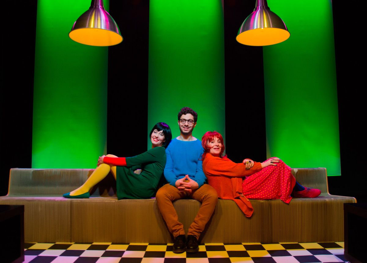 Imagen promocional de la obra de teatro "Amor flexible"