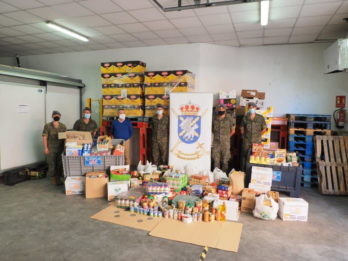 A Brilat entrega unha doazón no Banco de Alimentos de Pontevedra