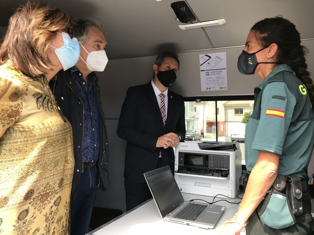 La Guardia Civil presenta las Oficinas Móviles de Atención al Peregrino