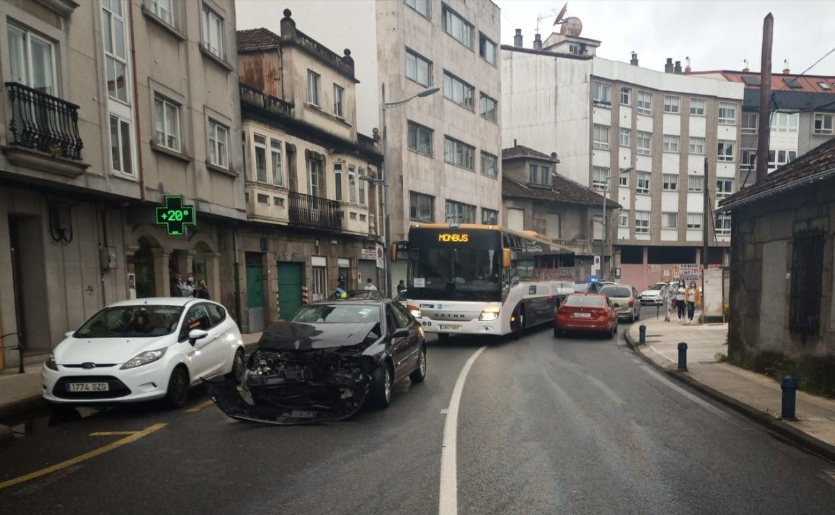 PO-308 en la avenida de A Barca