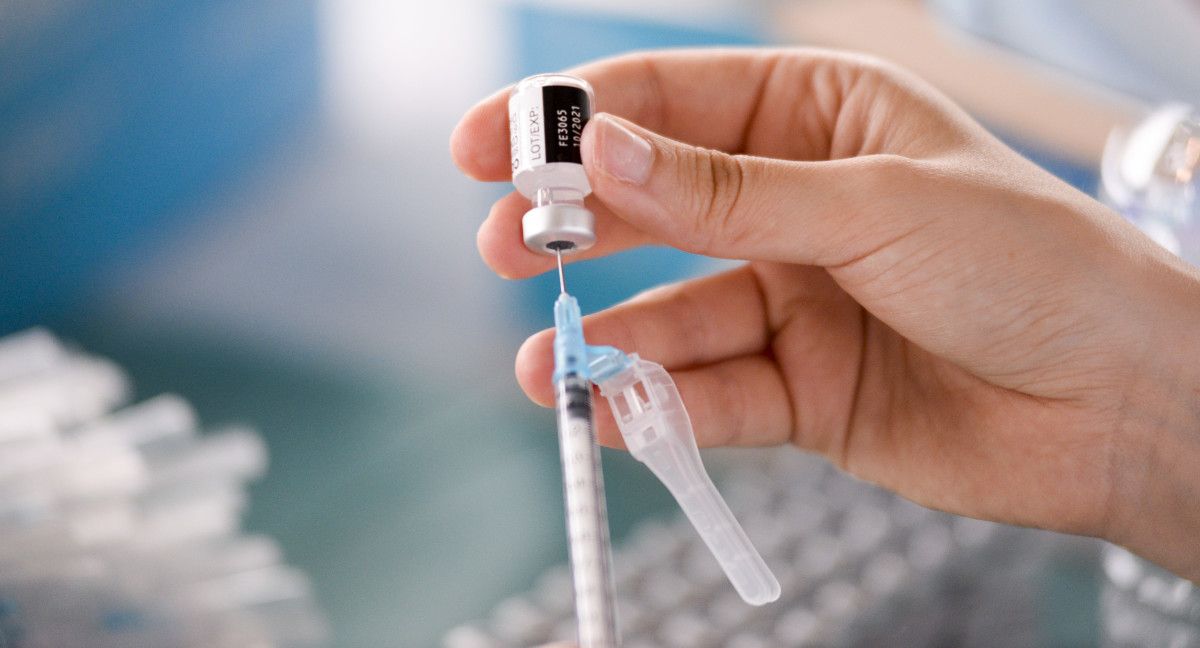 Vacina fronte á covid-19