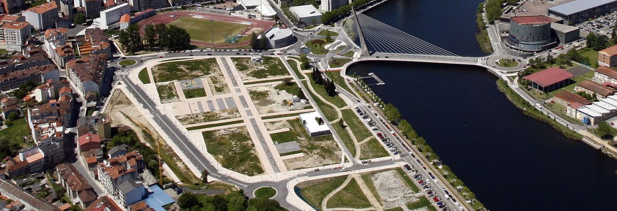 Vista aeréa dos antigos terreos de Tafisa, á beira do río Lérez