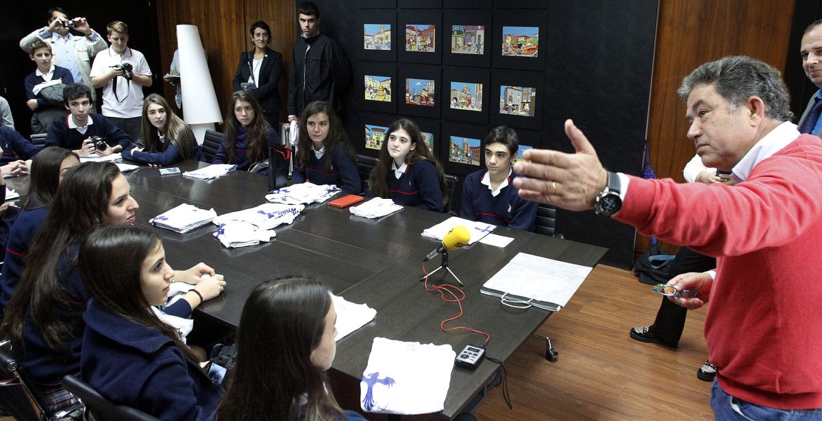 Visita de alumnos argentinos al Concello de Pontevedra a través de la Unesco