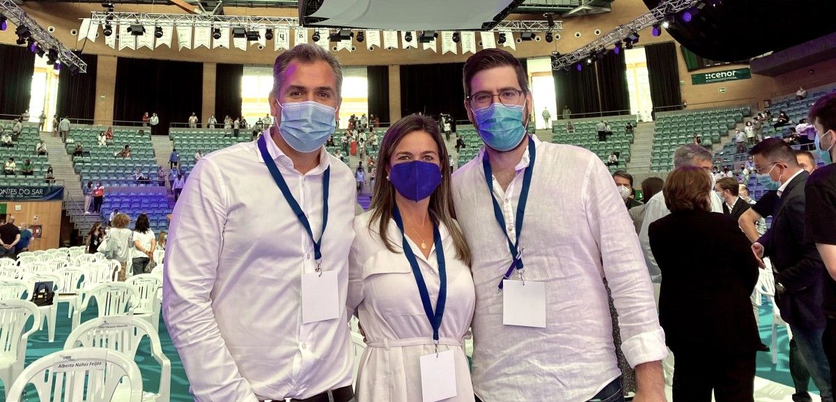 Rafa Domínguez, Pepa Pardo y Pablo Fernández en el congreso del PP de Galicia
