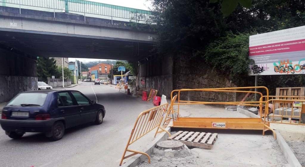 Obras en la calle Otero Pedrayo