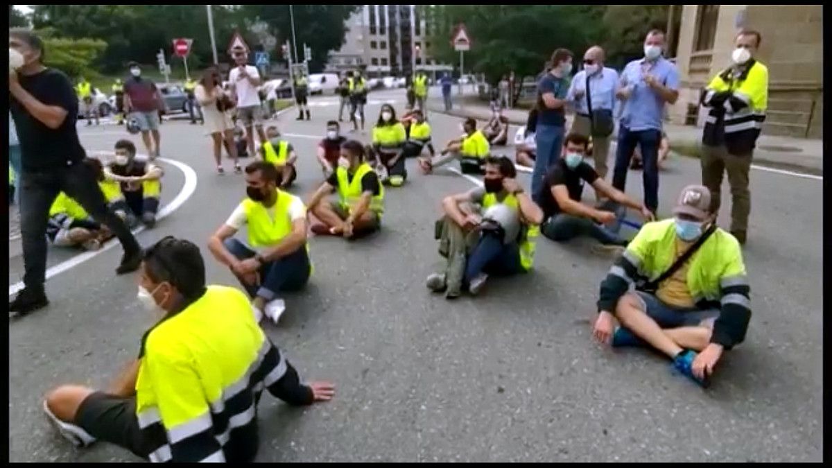 Sentada de trabajadores de Ence en San Roque