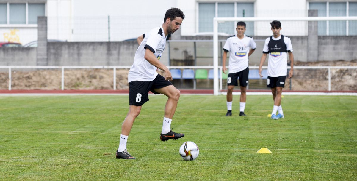 Primeiro adestramento do Arosa 2021/2022, tempada de debut en 2ª RFEF