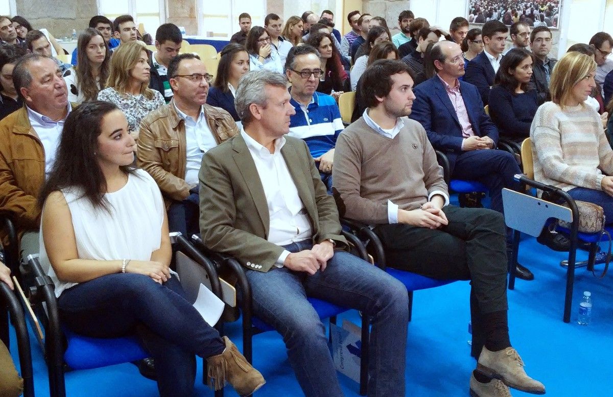 O vicepresidente da Xunta, Alfonso Rueda, durante o Congreso local de Novas Xeracións