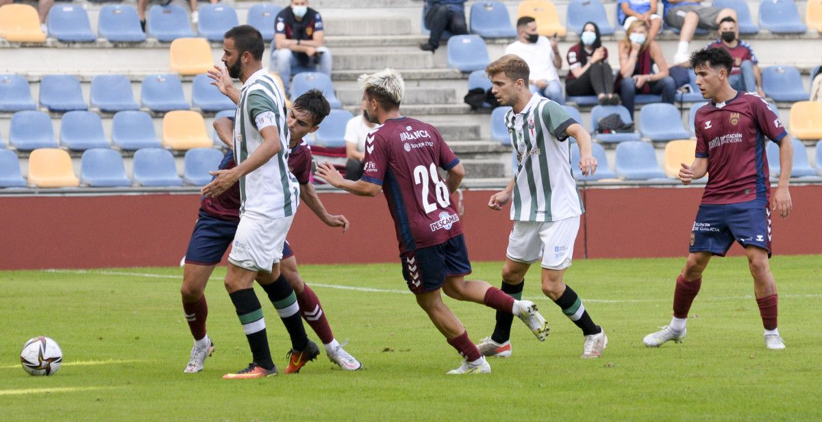 Partido de pretempada entre Pontevedra e Racing de Ferrol
