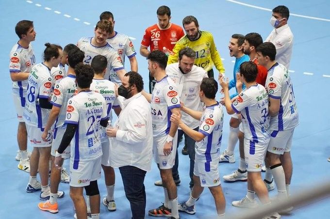 Primeiro equipo do Cisne durante un partido