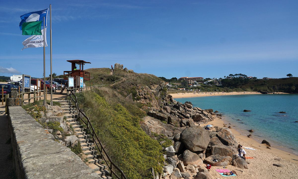 Puesto de socorrista en una playa de Sanxenxo