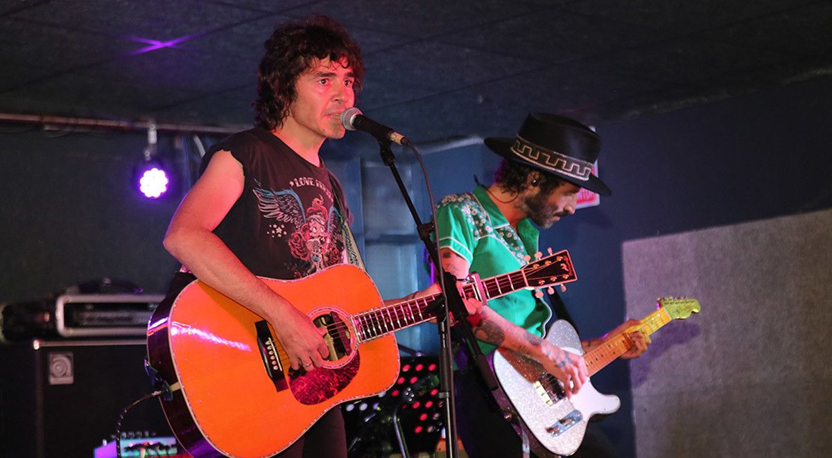 Rubén Pozo y Leiva, miembros de Pereza, en El Náutico