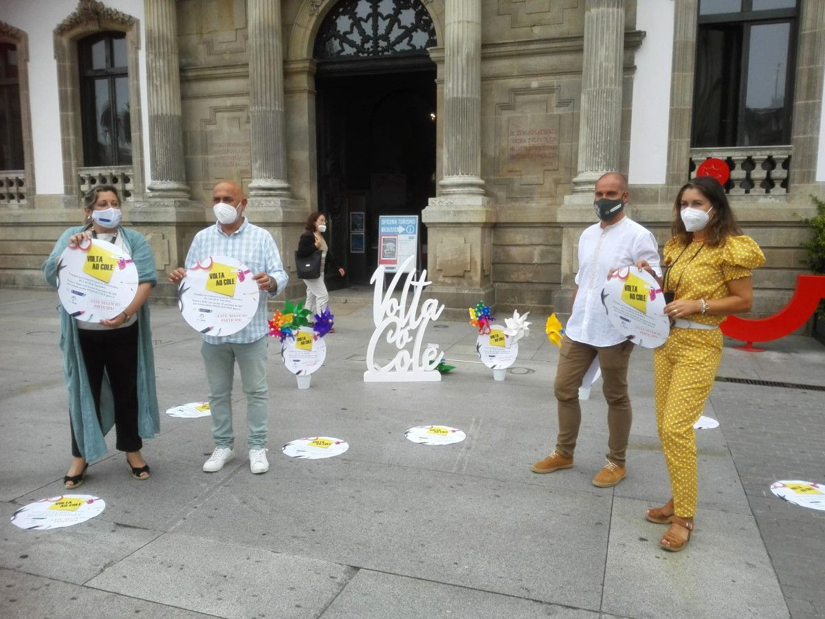Presentación de la tercera edición de la campaña 'Volta ao cole'