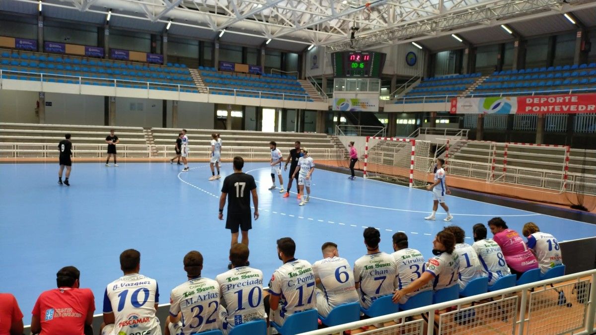 Partido amistoso entre Cisne y AD Sanjoanense