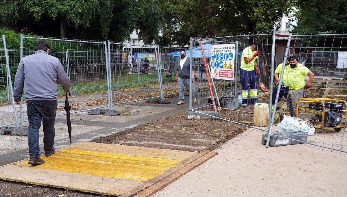 Obras no Paseo de Valle Inclán