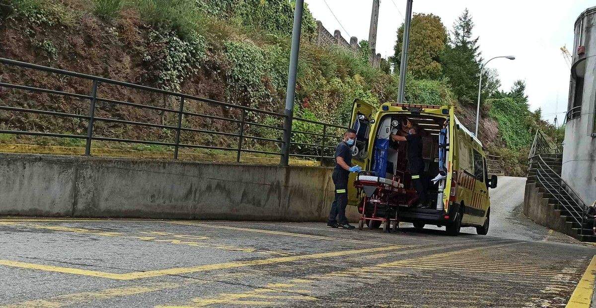 Ambulancia no Hospital Montecelo