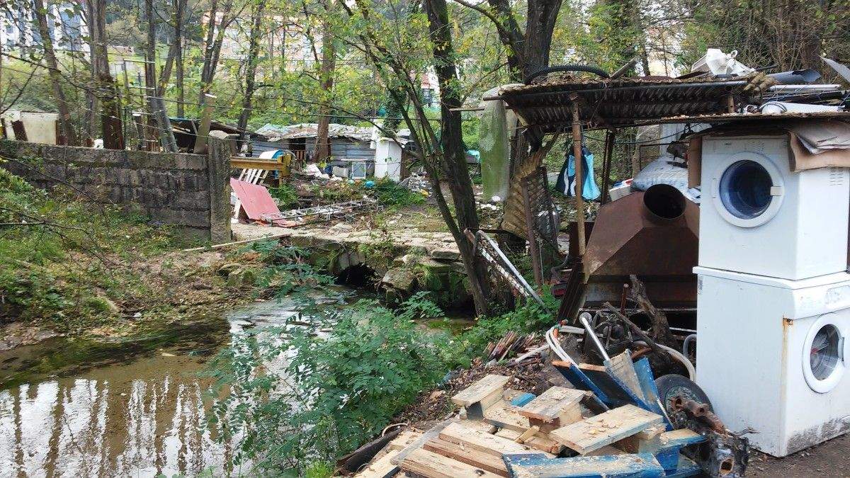 Asentamento chabolista na Ponte do Couto
