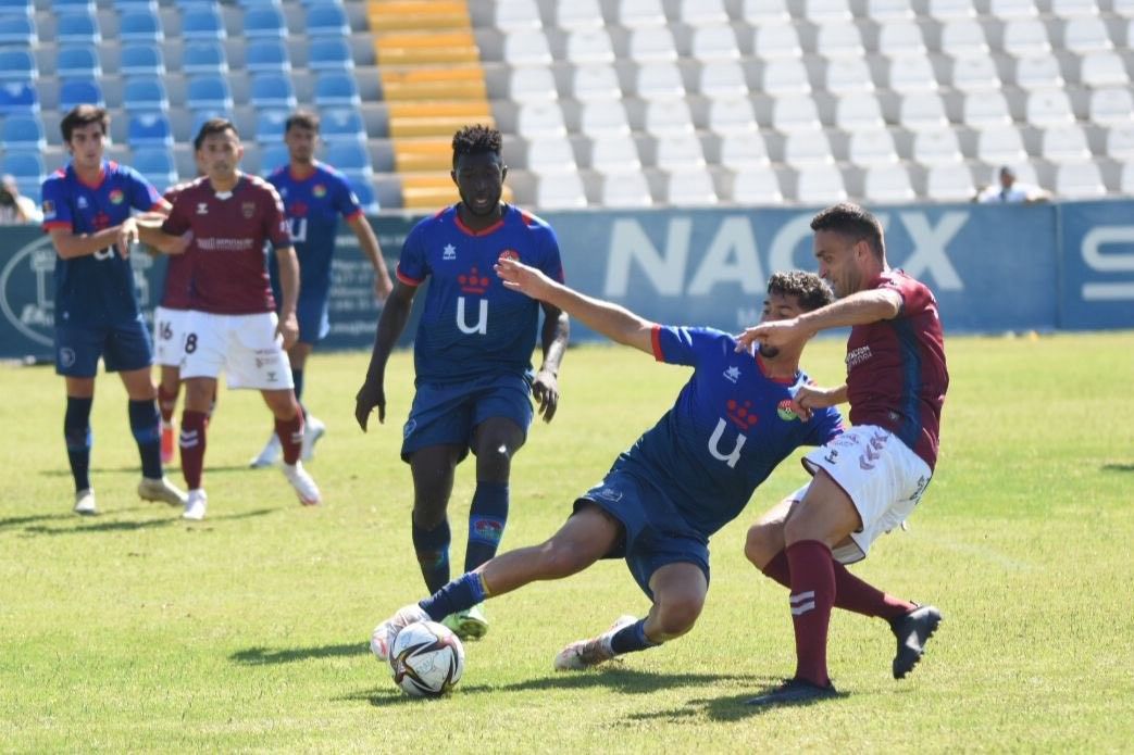 Partido de liga entre Móstoles e Pontevedra