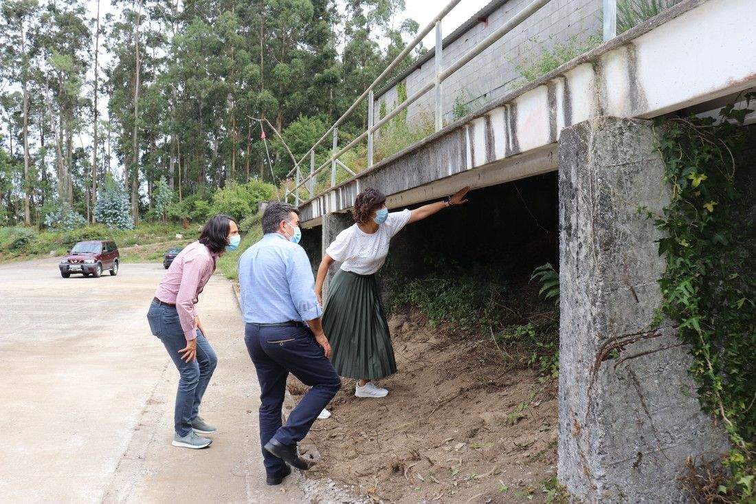 Portas mejorará la pista polideportiva de Mondoiro