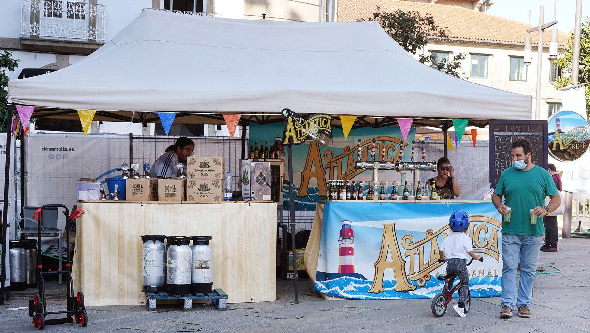 Feira de cervexa artesá Pontebirra na Ferrería
