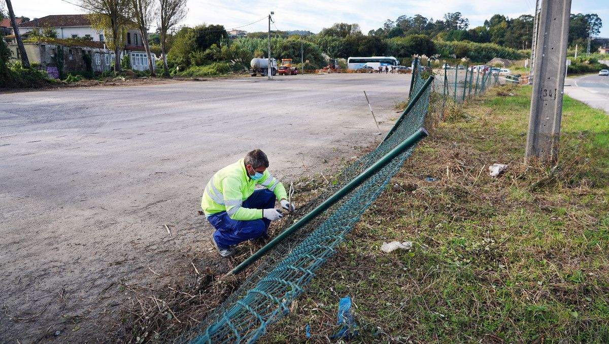 El estacionamiento disuasorio de Mollavao tras la renovación de la parcela