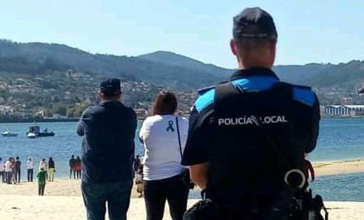 Policía Local de Poio en la playa de Lourido