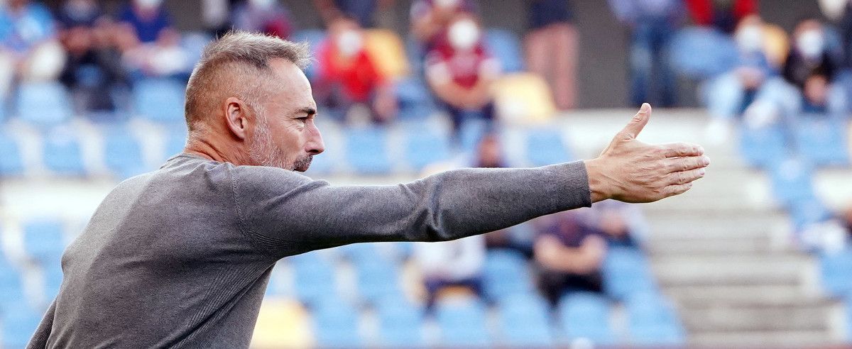 Ángel Rodríguez, entrenador del Pontevedra CF