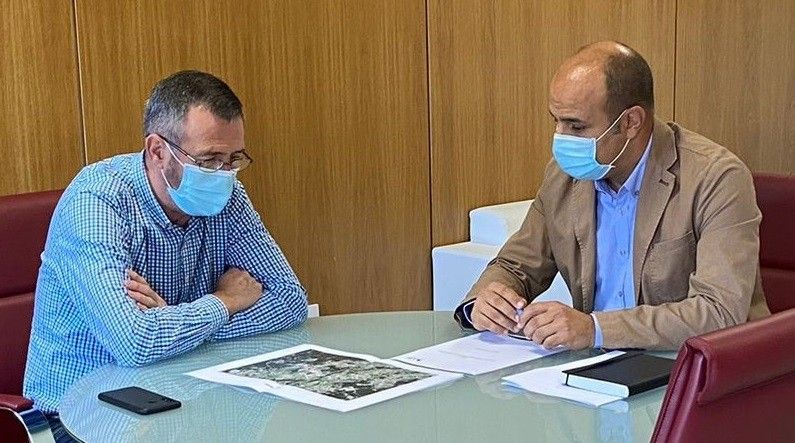 O alcalde de Barro recibiu ao xefe de operacións de Unión Fenosa Distribución