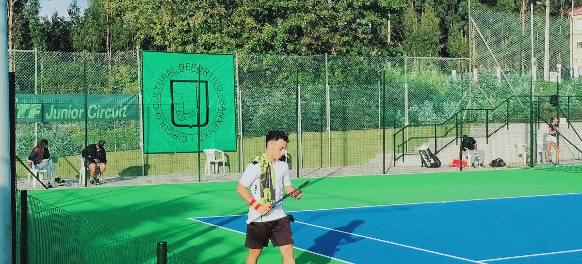 Primeras rondas del 19º Torneo Internacional Júnior de Tenis de Sanxenxo