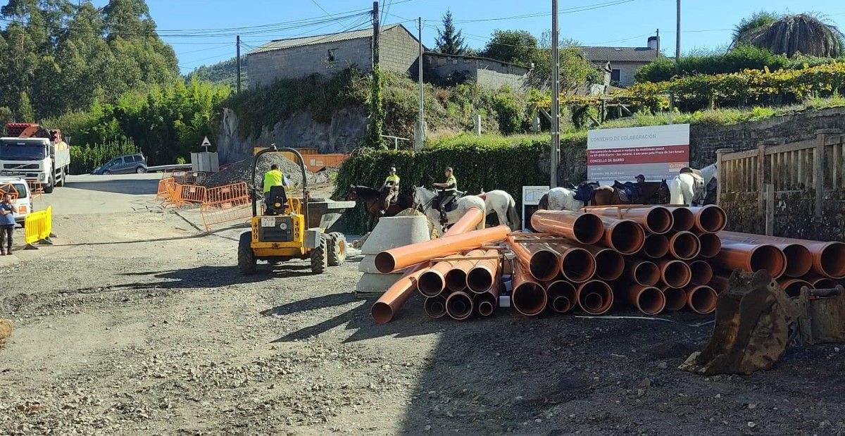 Obras na EP-0508 Curro-San Amaro no concello de Barro