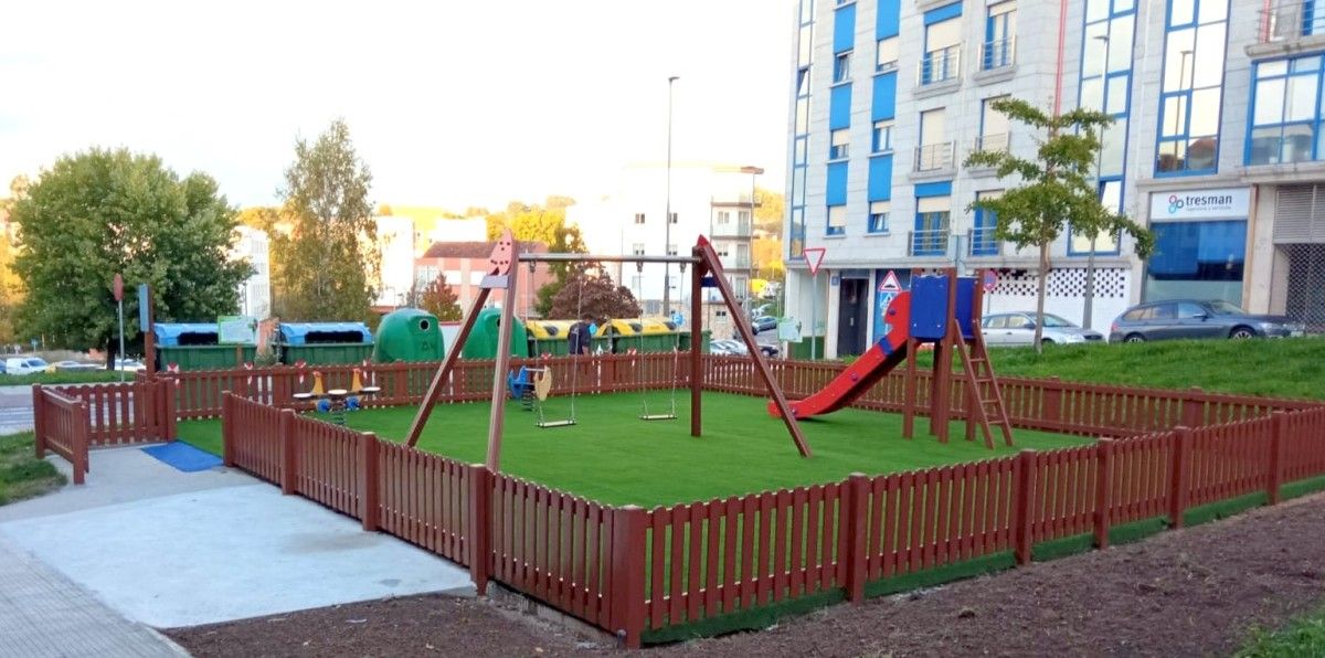 Parque infantil de la Praza das Regas