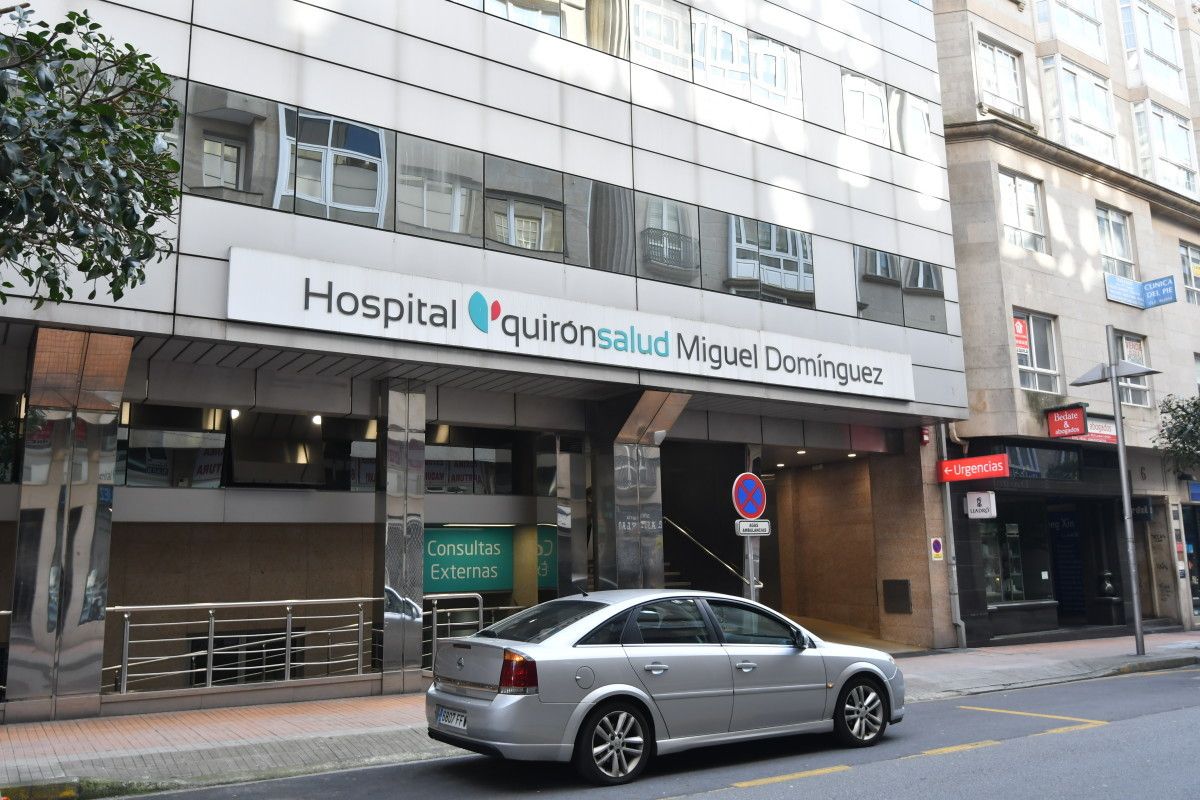 Rúa Castelao de Pontevedra á altura do Hospital QuirónSalud Miguel Domínguez	
