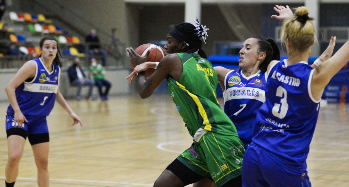 Ruth Adams, no partido de Liga Femina 2 entre Arxil e Rosalía no CGTD