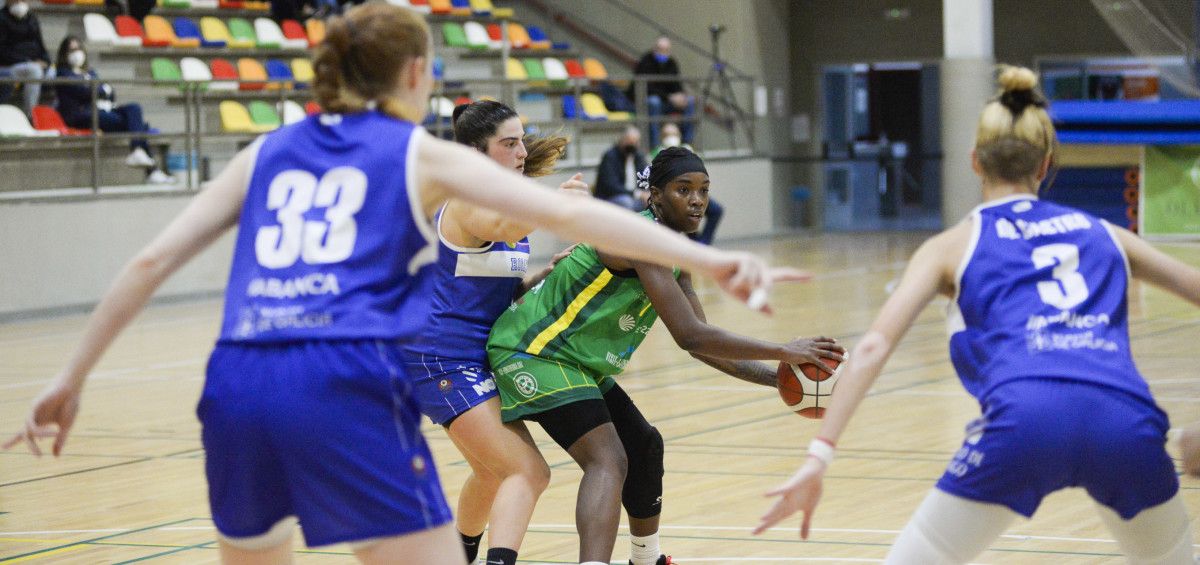 Partido de Liga Femina 2 entre Arxil e Rosalía no CGTD