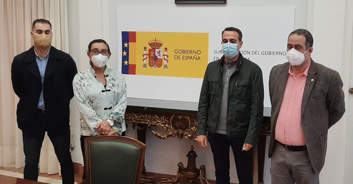 Maica Larriba recibiu a representantes dos sindicatos da Policía Nacional