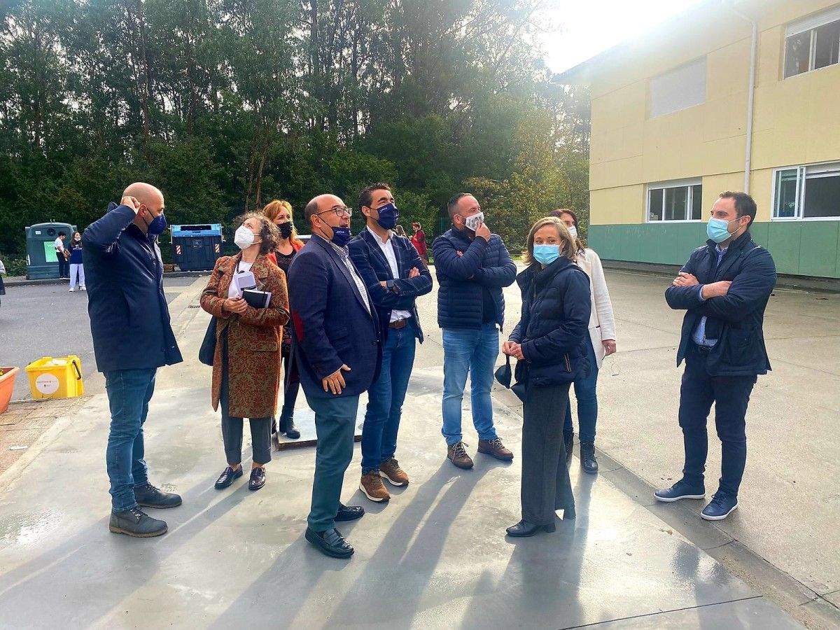 O delegado da Xunta, Luís López visita o CPI O Toural de Vilaboa
